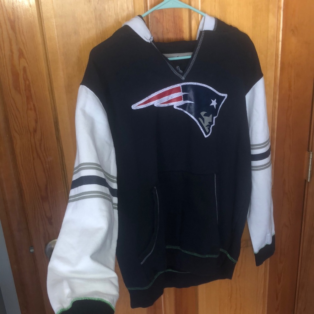 Patriots sweatshirt!!